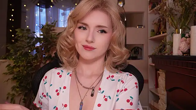 Chriss Fox online show from March 7, 2026, 3:17 pm