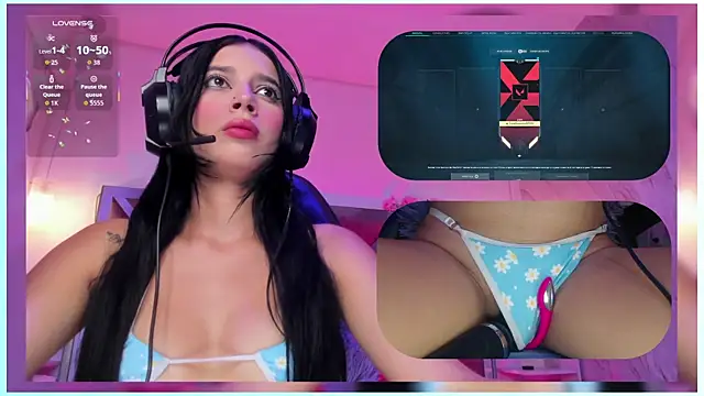 SweetieCloe  online show from November 8, 2025, 9:29 pm