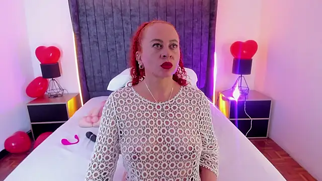 Snapshot of ChannelFox__ chatting on February 17, 2026, 7:33 pm ChannelFox online show from February 17, 2026, 7:33 pm