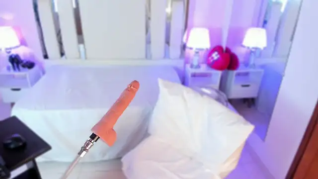 Snapshot of Miliaangeles chatting on November 3, 2025, 12:09 pm Miliaangeles online show from November 3, 2025, 12:09 pm