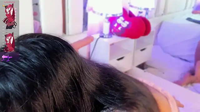 Snapshot of Miliaangeles chatting on October 18, 2025, 12:18 pm Miliaangeles online show from October 18, 2025, 12:18 pm