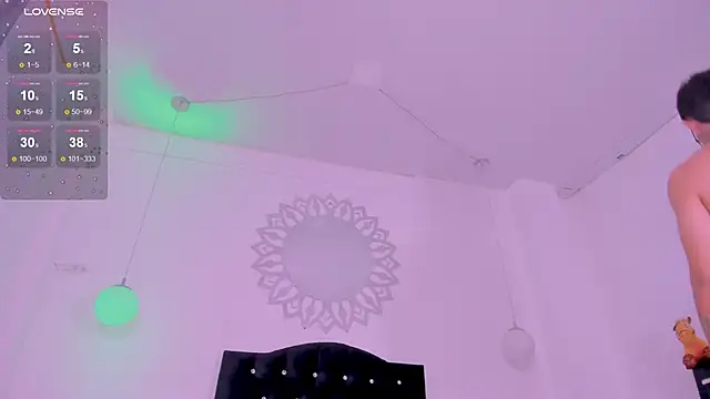 Snapshot of CodyTwink chatting on October 24, 2025, 3:11 pm CodyTwink online show from October 24, 2025, 3:11 pm