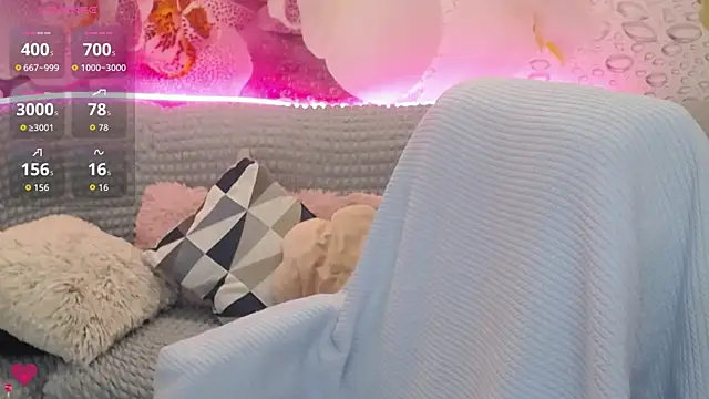 Nataly cute online show from November 12, 2025, 6:01 pm