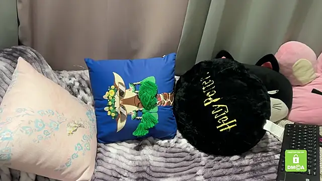 Unique-Beauty online show from November 4, 2025, 3:16 pm