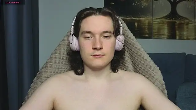 MoreRealAlex online show from July 26, 2026, 2:29 am