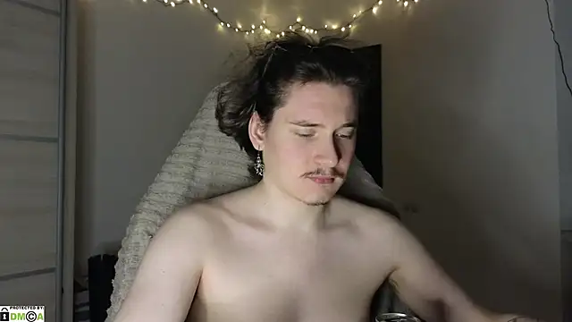 Snapshot of MoreRealAlex chatting on September 17, 2025, 3:52 am MoreRealAlex online show from September 17, 2025, 3:52 am