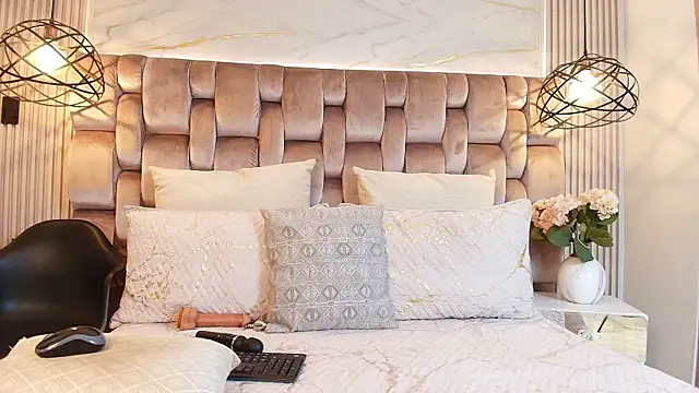 JenSexy  online show from December 2, 2025, 6:42 pm