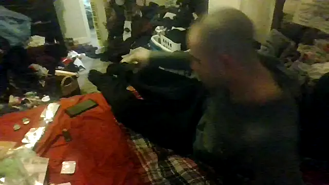 Snapshot of robeaulieu02 chatting on February 14, 2026, 8:03 am robeaulieu02 online show from February 14, 2026, 8:03 am