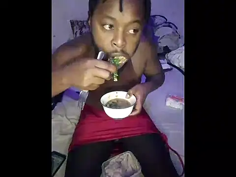 Snapshot of Freaky_Vannahs chatting on February 10, 2026, 12:42 am Freaky Vannahs online show from February 10, 2026, 12:42 am