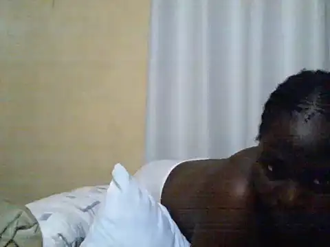 Snapshot of ara_bella chatting on November 3, 2025, 9:18 pm ara bella online show from November 3, 2025, 9:18 pm