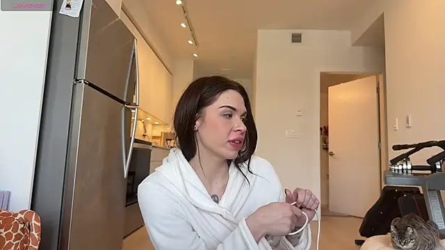 NattyFierros online show from April 6, 2026, 8:10 pm