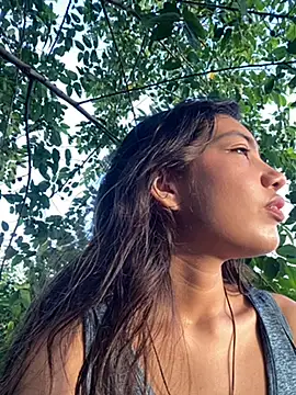 Boypolla11 online show from December 3, 2025, 11:42 am