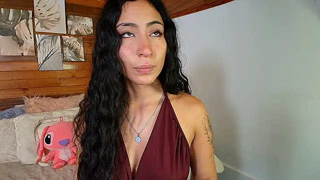 amber curly online show from February 18, 2026, 6:48 pm