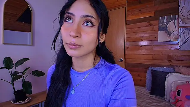 amber curly online show from April 15, 2026, 6:12 pm