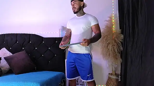 john cartter1 online show from February 14, 2026, 12:16 pm