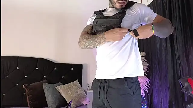 john cartter1 online show from October 30, 2025, 11:08 am