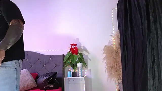 john cartter1 online show from March 16, 2026, 12:09 pm