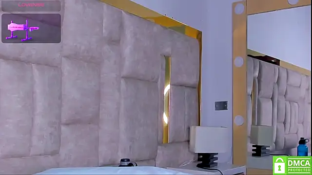 Eris Rose online show from November 18, 2025, 8:12 pm