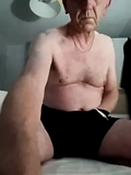 mr english50 online show from October 31, 2025, 10:49 pm