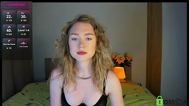 TheVanessaMaes online show from December 6, 2024, 9:51 pm