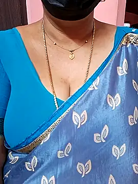 ananya956 online show from November 8, 2025, 2:20 pm