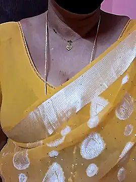 ananya956 online show from February 11, 2026, 9:47 pm