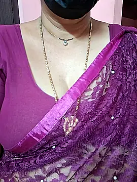 ananya956 online show from November 20, 2025, 3:23 pm