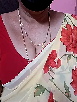 ananya956 online show from December 17, 2025, 4:23 pm