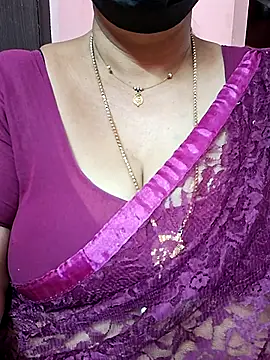 ananya956 online show from November 10, 2025, 4:17 am