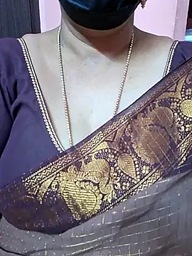 ananya956 online show from October 11, 2025, 1:23 pm