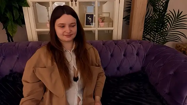 MagicPeachh  online show from March 30, 2026, 6:48 am