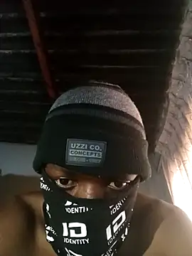 Snapshot of Mostafi17 chatting on February 19, 2025, 9:28 am Mostafi17 online show from February 19, 2025, 9:28 am