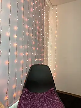 im anna  online show from January 27, 2025, 9:22 pm