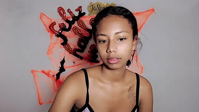 Snapshot of jasmin_brunette_ chatting on October 4, 2025, 12:07 pm jasmin brunette online show from October 4, 2025, 12:07 pm