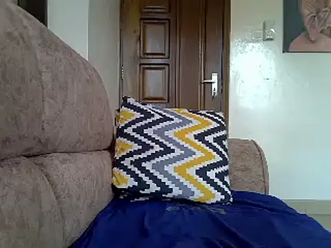 Snapshot of Ebony_inna chatting on January 14, 2025, 11:10 am Ebony inna online show from January 14, 2025, 11:10 am