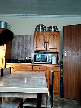 BoyWandaa online show from March 4, 2025, 6:26 am