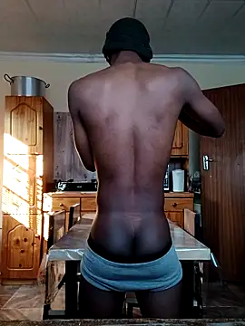 BoyWandaa online show from March 15, 2025, 6:14 am