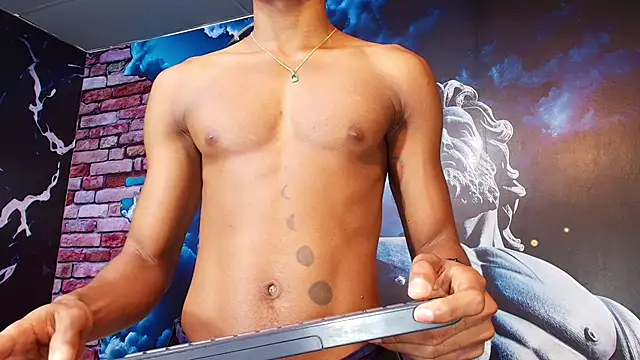 Snapshot of Ethan_Fox11 chatting on February 17, 2025, 5:23 pm Ethan Fox11 online show from February 17, 2025, 5:23 pm