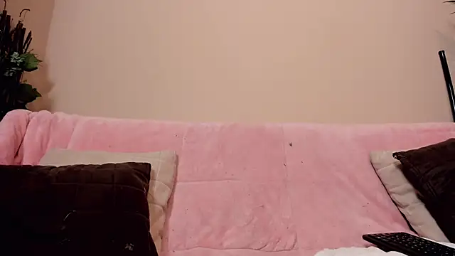 Snapshot of sara__lynn chatting on March 13, 2025, 3:00 am sara lynn online show from March 13, 2025, 3:00 am