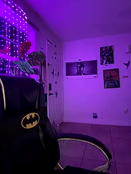 DeeLight124 online show from November 1, 2025, 7:02 am