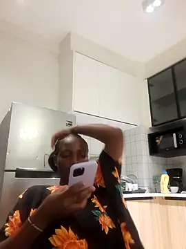 Cess lavie online show from March 10, 2026, 11:31 pm