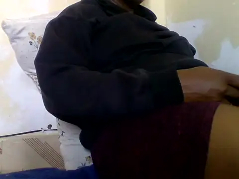 Hot-zeenah online show from November 7, 2025, 7:46 am