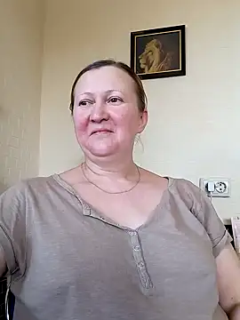 blondyaguar online show from February 24, 2025, 11:43 am