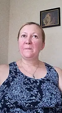 blondyaguar online show from December 5, 2024, 1:33 pm