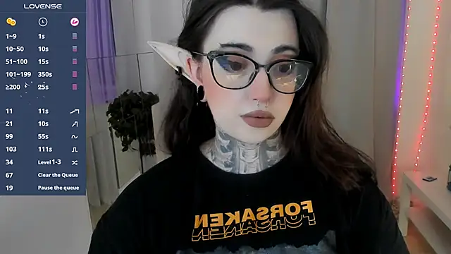 Snapshot of Dixi_Pixi_ chatting on October 10, 2025, 5:41 am Dixi Pixi online show from October 10, 2025, 5:41 am