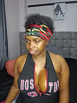 Snapshot of freaky_j_ chatting on December 21, 2025, 12:46 am freaky j online show from December 21, 2025, 12:46 am