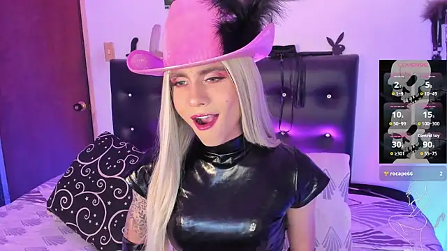 Snapshot of AngelsJones21 chatting on November 4, 2025, 5:50 pm AngelsJones21 online show from November 4, 2025, 5:50 pm