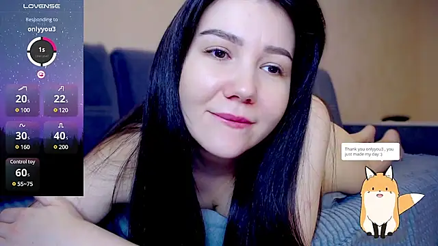 Snapshot of AlexaCruze chatting on January 14, 2025, 8:04 pm AlexaCruze online show from January 14, 2025, 8:04 pm