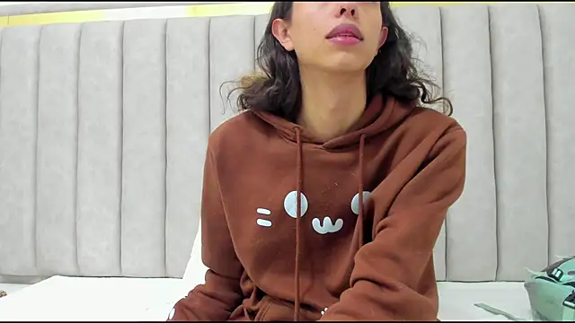 Snapshot of FreyaMoller chatting on February 10, 2026, 6:51 pm FreyaMoller online show from February 10, 2026, 6:51 pm