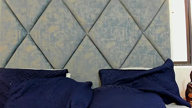 Snapshot of FreyaMoller chatting on January 10, 2026, 1:17 pm FreyaMoller online show from January 10, 2026, 1:17 pm